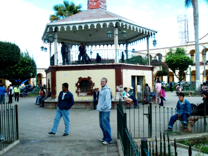 BPT, Plaza Cataluna, San Juan, Guatemala, January 11, 2006